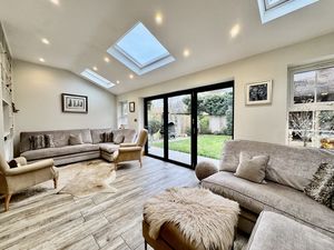 Photo 16- click for photo gallery